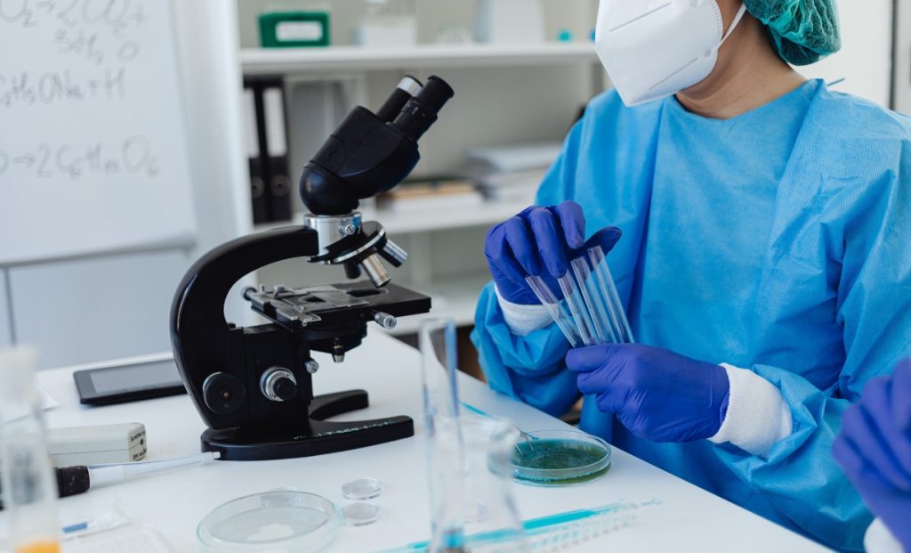 exames laboratoriais